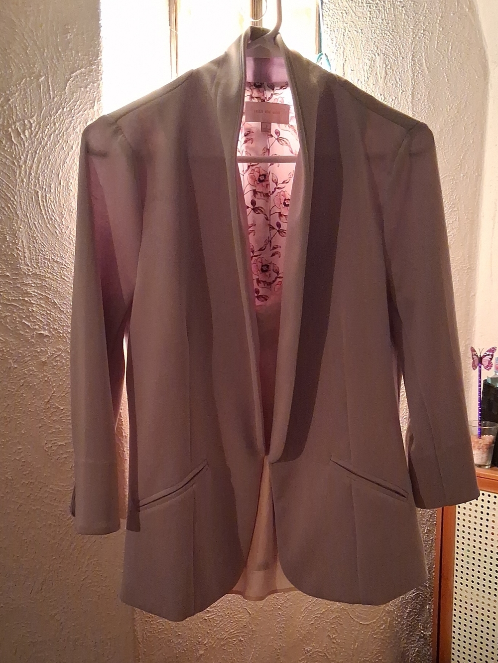 SKIES ARE BLUE Floral Blazer in Pink Size Small